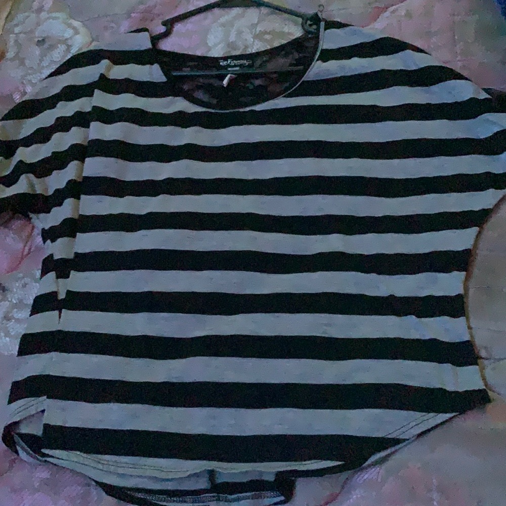 Black Short Sleeve Tshirt